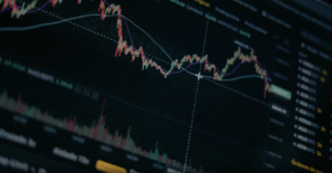 Ibovespa Bate Recorde: Por Que a Bolsa Brasileira Subiu Mais de 1% Hoje
